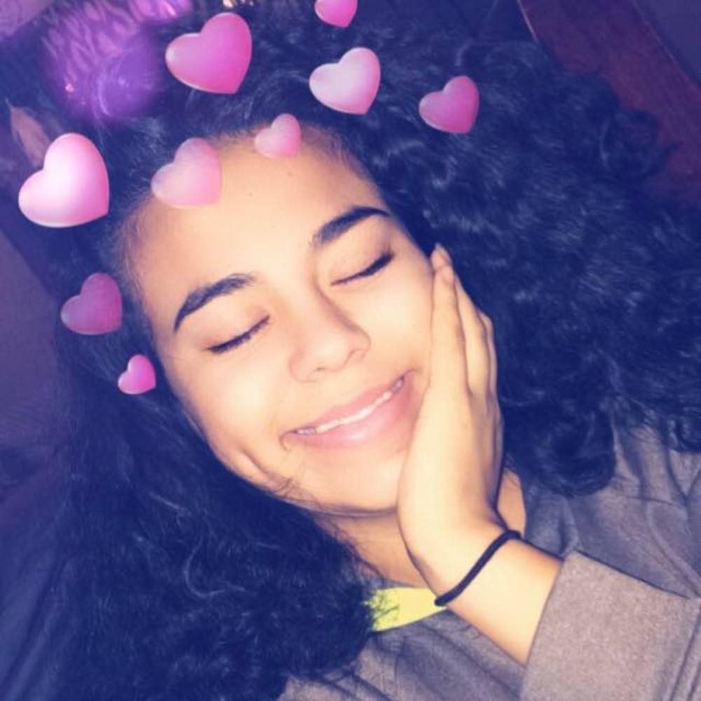 Meet your Posher, Alondra